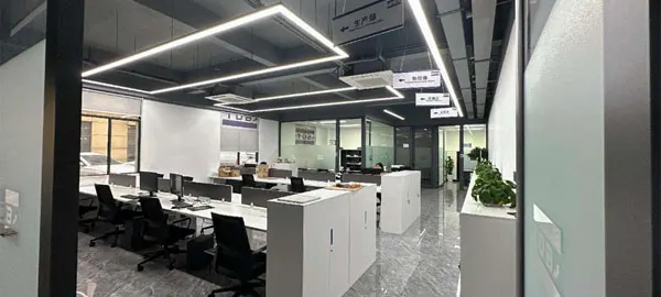 Môi trường làm việc Gia Hưng